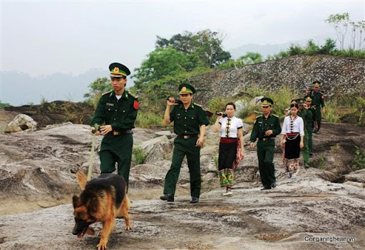 ແທງຮ໋ວາ ແລະ ຫົວພັນ ສົມທົບກັນ ຄຸ້ມຄອງ, ປົກປັກຮັກສາເສັ້ນຊາຍແດນ